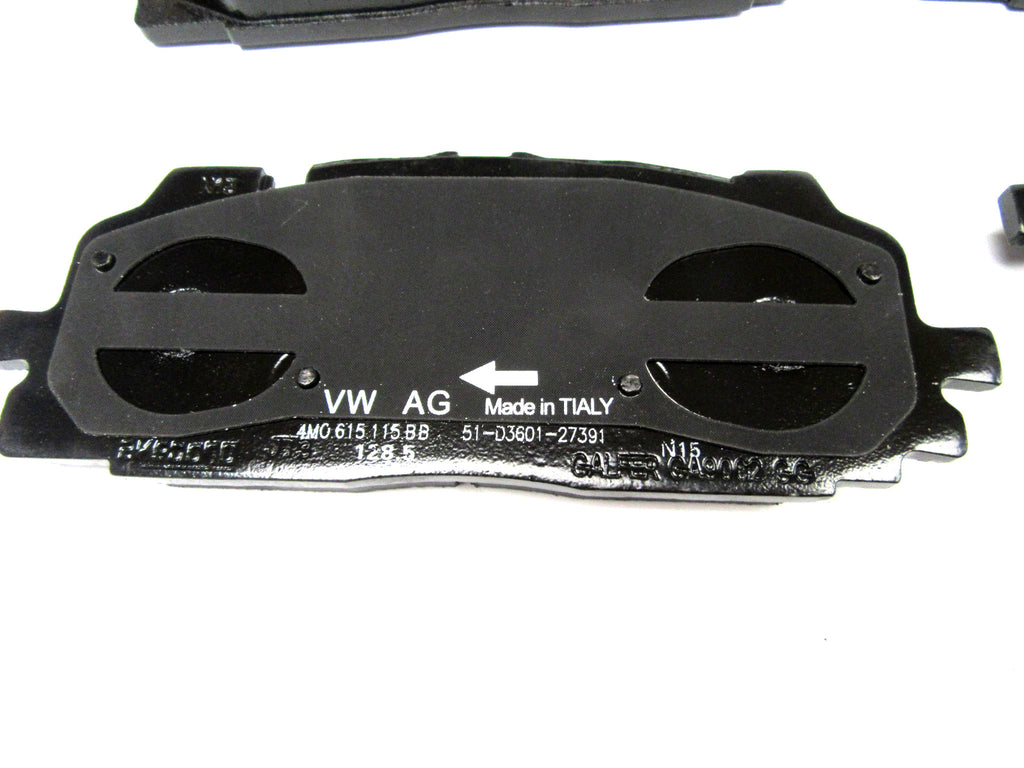 Audi Q7 front brake pads oem #617