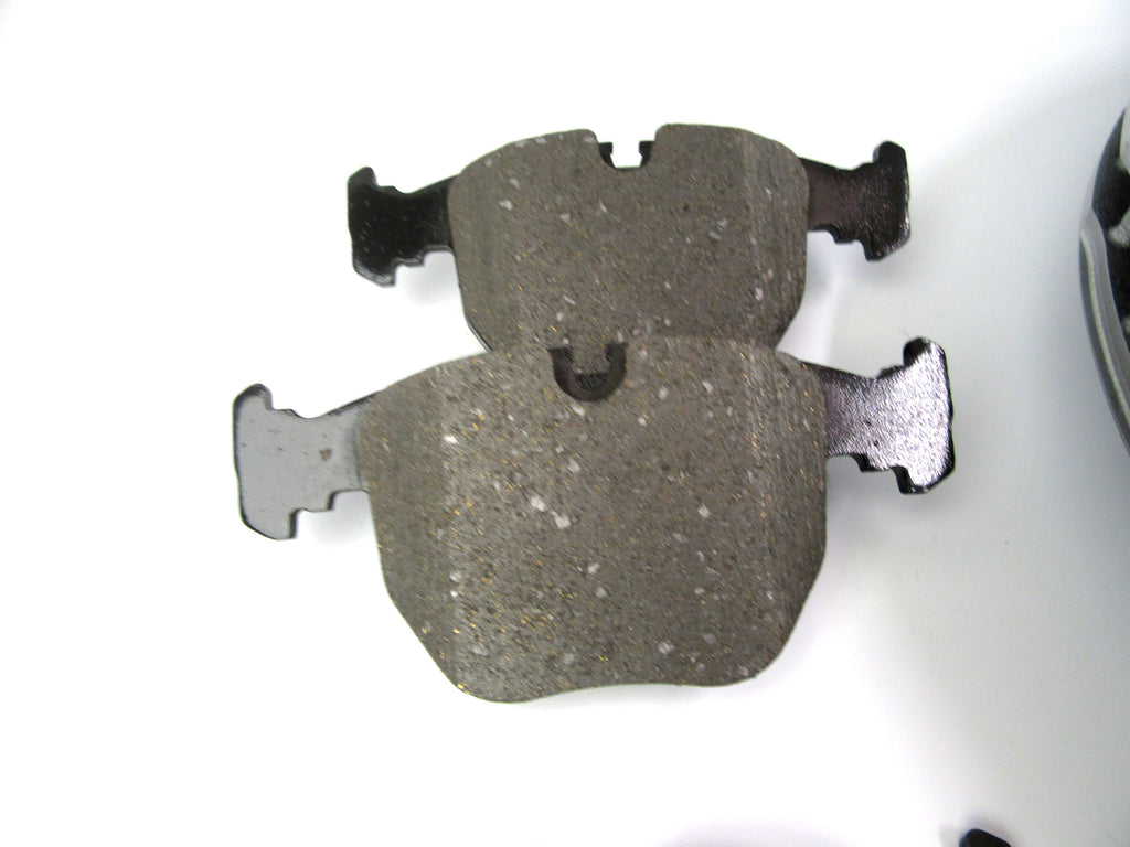 Rolls Royce Wraith Dawn rear brake pads and rotors #375