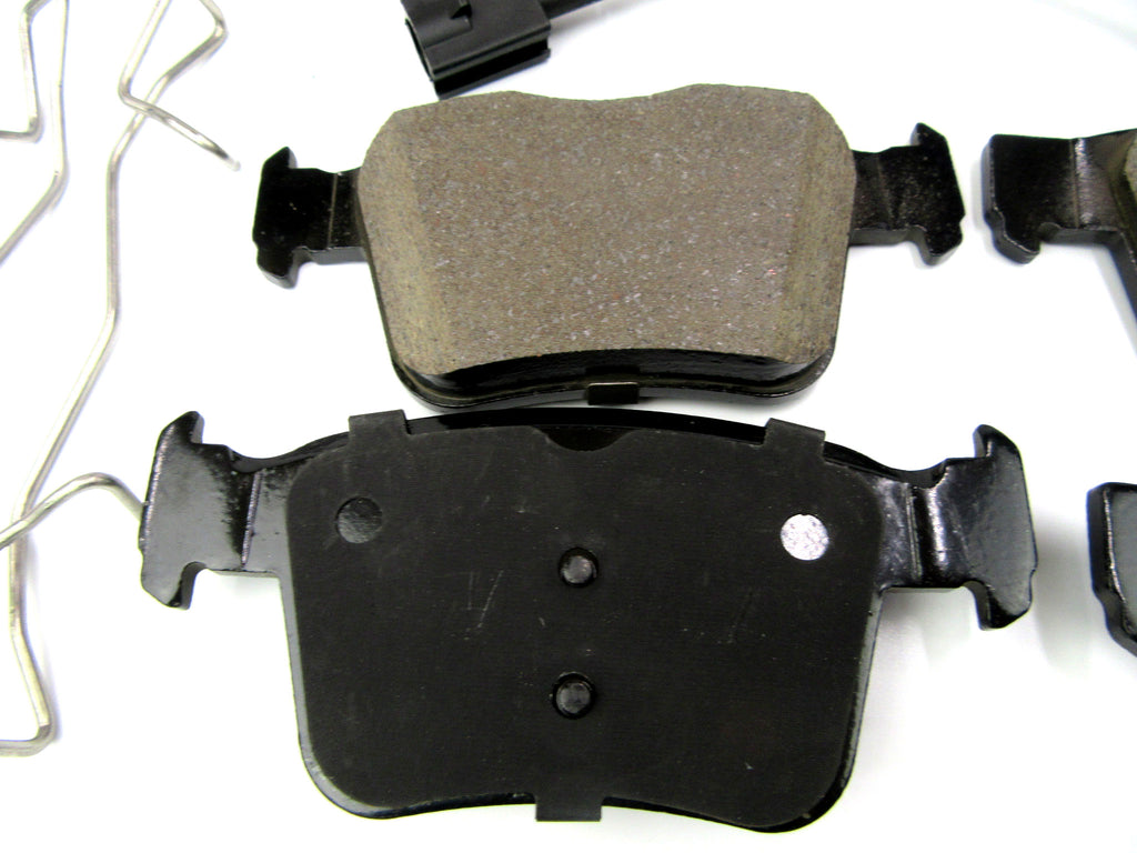 Maserati Levante Base front and rear brake pads LOW DUST TopEuro #603