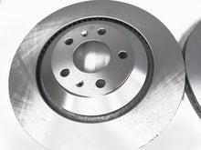 Load image into Gallery viewer, Bentley GT GTC Flying Spur rear brake pads &amp; rotors TopEuro #662