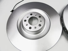 Load image into Gallery viewer, Bentley GT GTC Flying Spur front brake pads &amp; rotors TopEuro #663