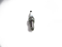 Load image into Gallery viewer, Maserati GranTurismo Quattroporte Ngk spark plugs 8 pcs #685