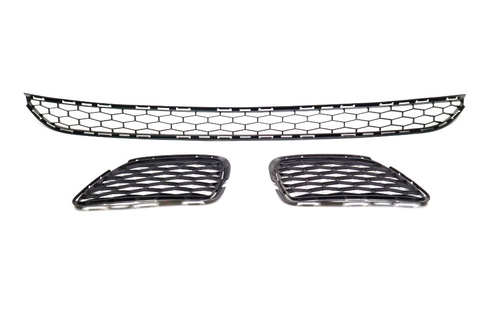 Maserati Quattroporte front bumper grille #762