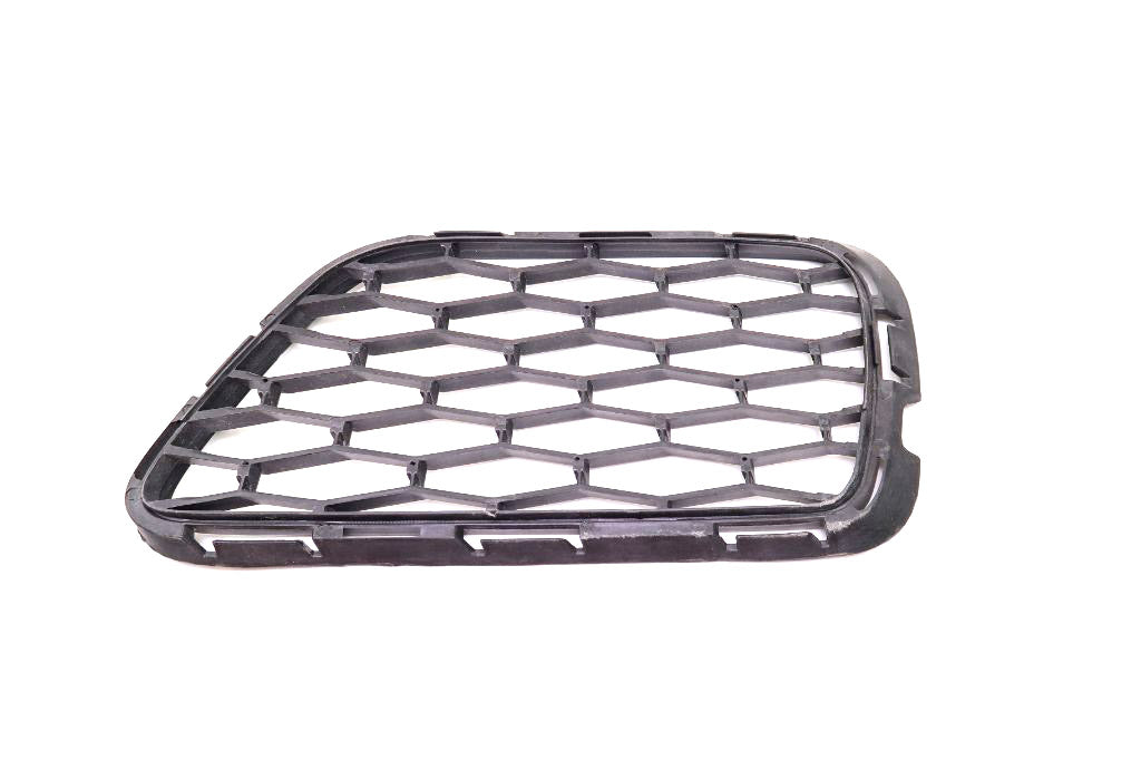 Maserati Quattroporte front bumper grille #762