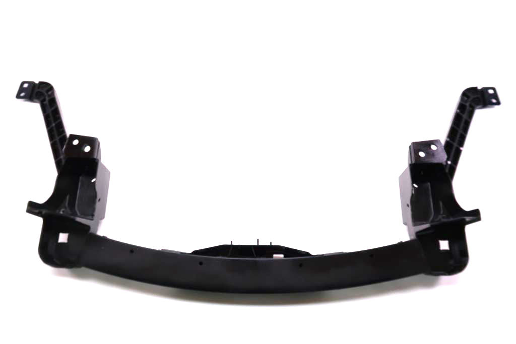Maserati Quattroporte front cross member #2263