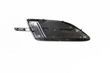 Load image into Gallery viewer, Bentley Bentayga carbon fiber left right fender air vent grill 2pcs #1866