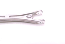 Load image into Gallery viewer, Maserati Levante left or right rear suspension control arms 4pcs #2347