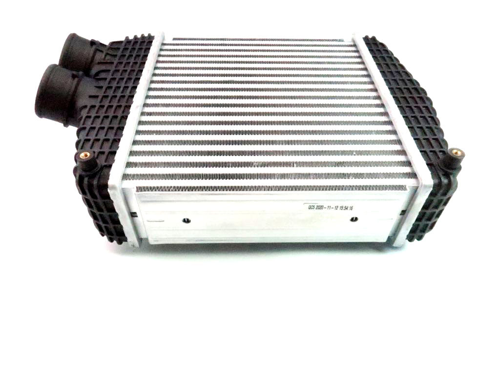 Maserati Ghibli Quattroporte Levante left driver side intercooler #839