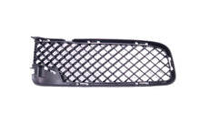 Load image into Gallery viewer, Rolls Royce Ghost front bumper grill 3pcs #2426