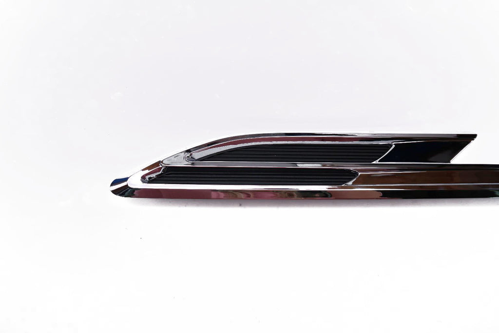 Bentley Bentayga chrome right fender air vent grill 1pc #2015