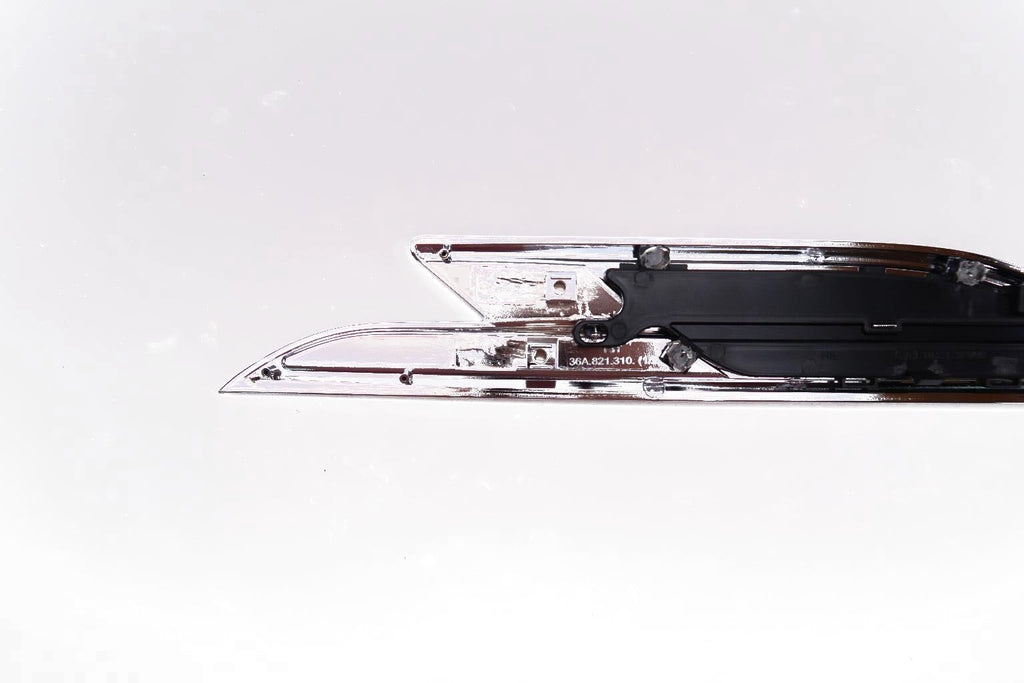Bentley Bentayga chrome right fender air vent grill 1pc #2015