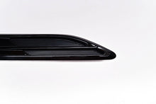 Load image into Gallery viewer, Bentley Bentayga black left fender air vent grill #2017