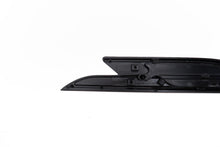 Load image into Gallery viewer, Bentley Bentayga black right fender air vent grill #2018