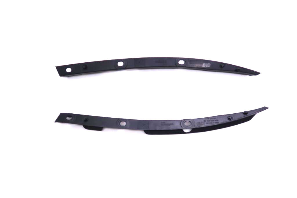 Bentley Bentayga grill trim brackets left & right #2567