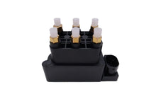 Load image into Gallery viewer, Rolls Royce Ghost Wraith Dawn air suspension pump valve block #2189