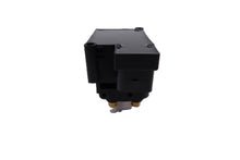 Load image into Gallery viewer, Bentley Continental Flying Spur GT GTC air suspension valve block #2190