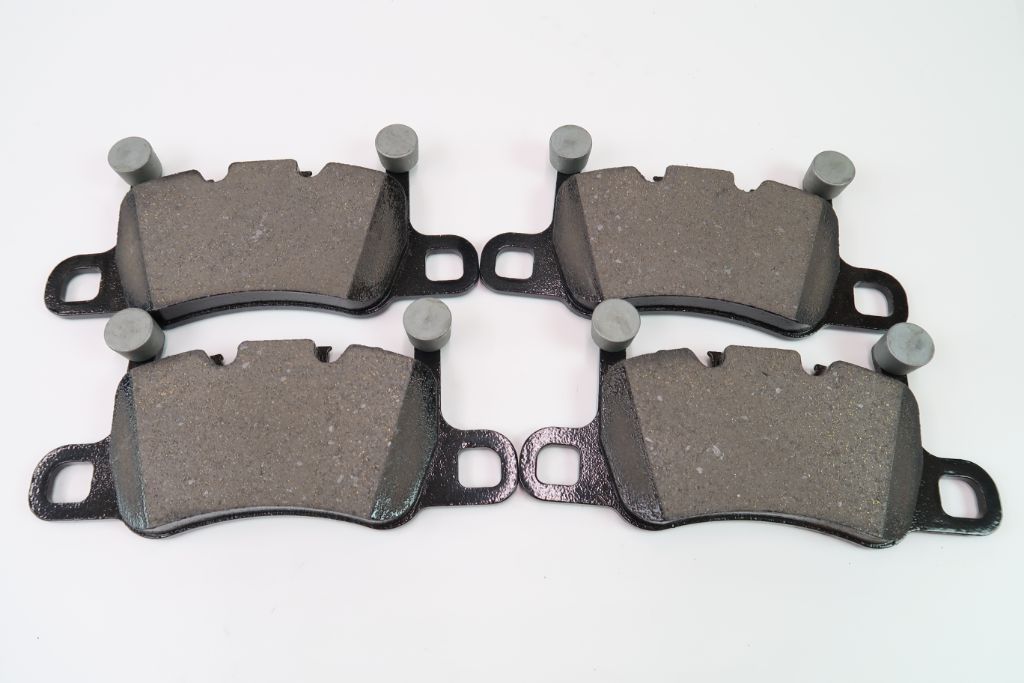 Bentley Continental GT GTC Flying Spur front and rear brakes pads 2018-up #1097