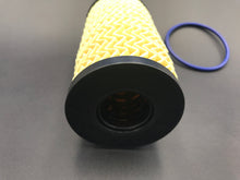 Load image into Gallery viewer, Maserati Ghibli Quattroporte Levante 3.0 V6 engine oil filter 1522